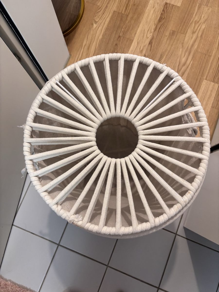 Wäschekörbe: Cute White/Beige Washing Basket  – Gebraucht aus Boll von stellabee 2