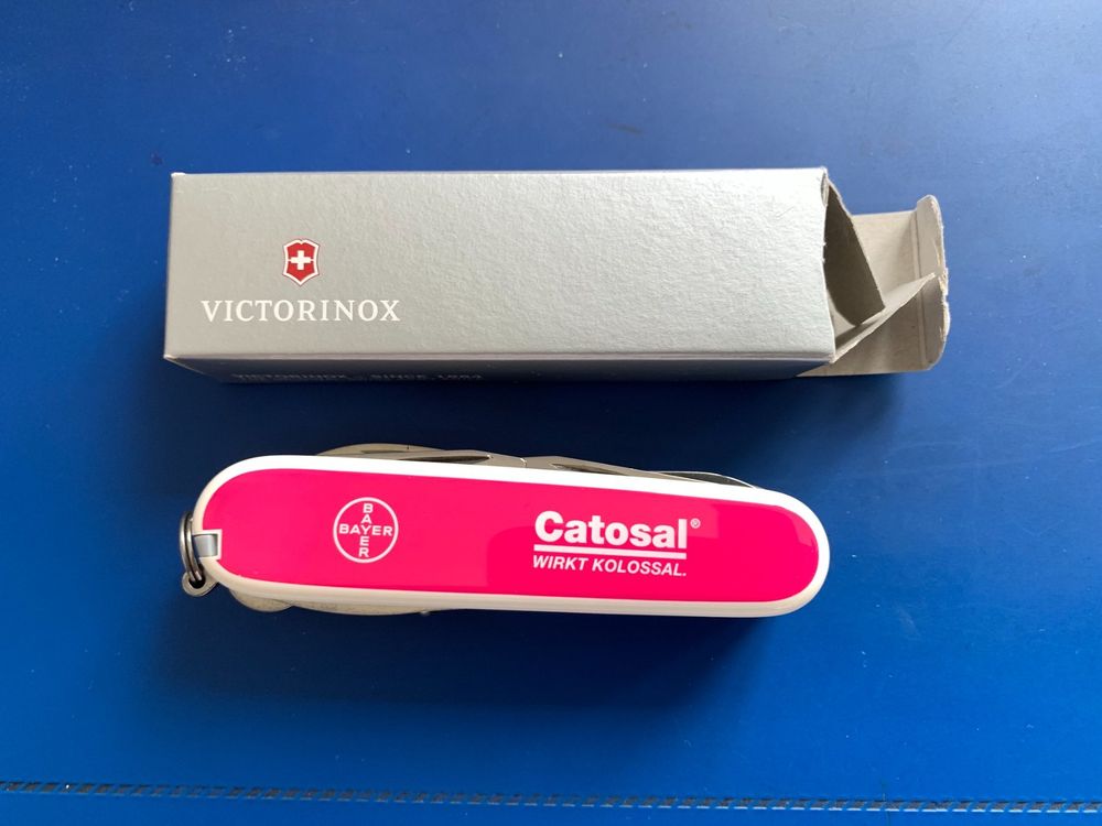 Victorinox Huntsman pink (Neu und originalverpackt) in Dintikon für CHF ...
