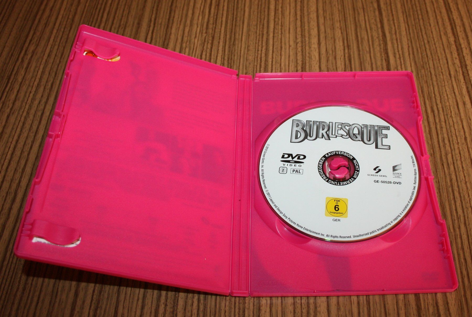 Tutti i DVDs: DVD Burlesque – Nuovo (secondo la descrizione) da Flüelen venduto da Rosegarden 2