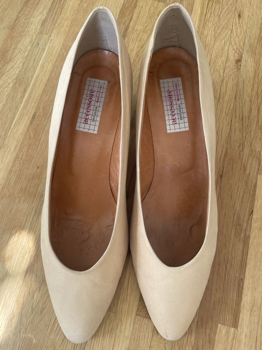 Damenschuhe: Escarpins beiges daim, taille 40 – Gebraucht aus Troinex von nadinebmichaelson 7