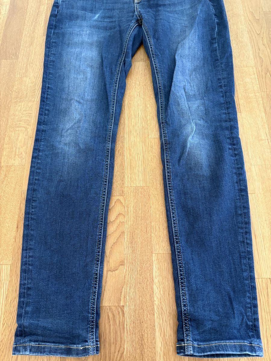 Gang Jeans: Jeans Gang Medina Gr.29 – Usato da Hochdorf venduto da Sweety860 1