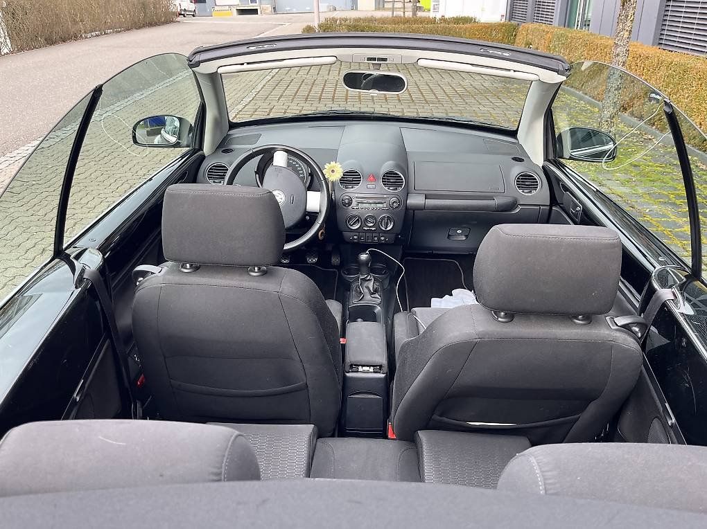 VW Autos: VW Beetle Cabrio 1.8 Turbo 20V – Gebraucht aus Ebertswil von private-one 4