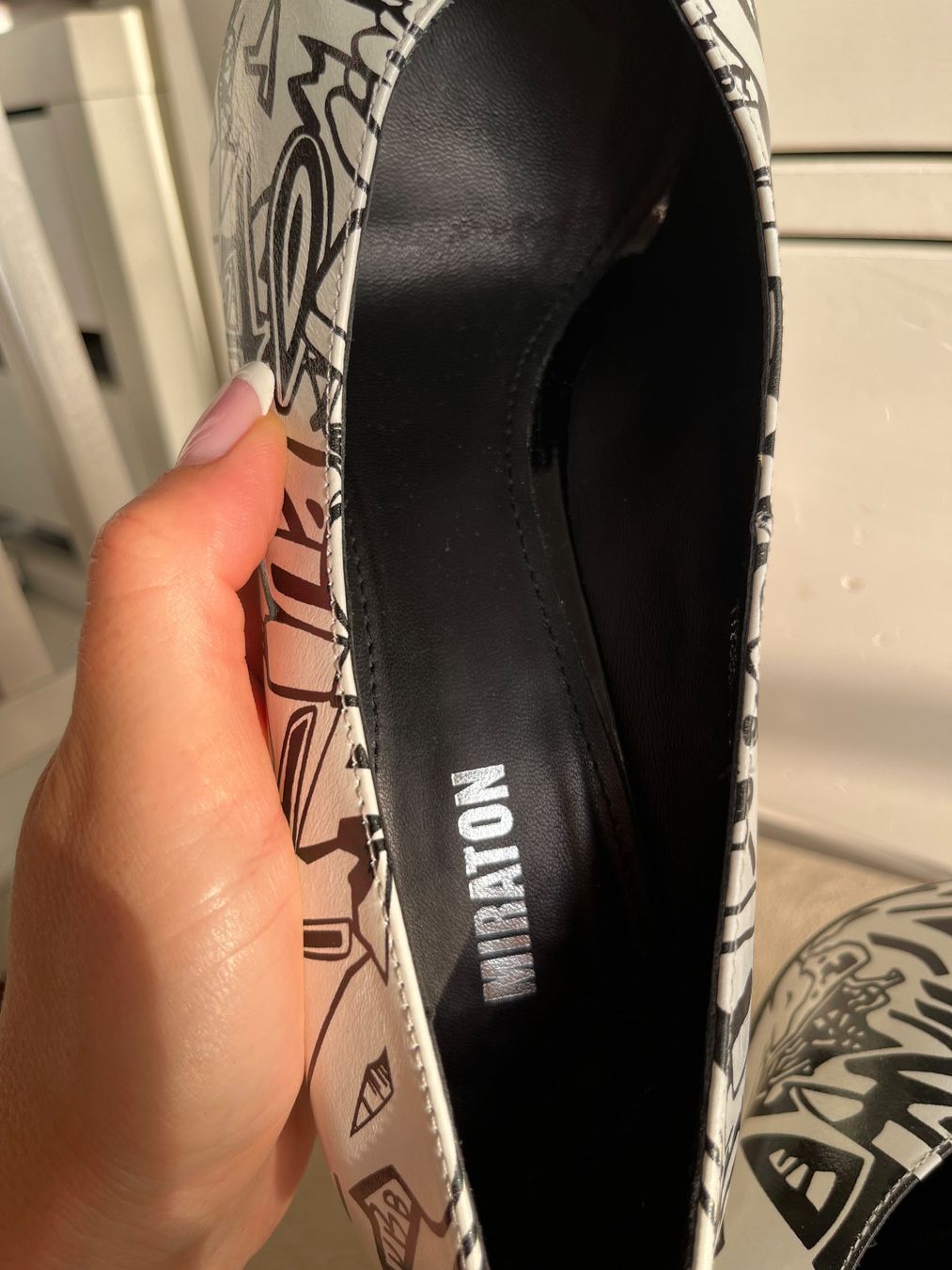 Scarpe da donna: Stylish shoes in  leather size 39 – Nuovo (secondo la descrizione) da Chêne-Bougeries venduto da Seetooyoo 2