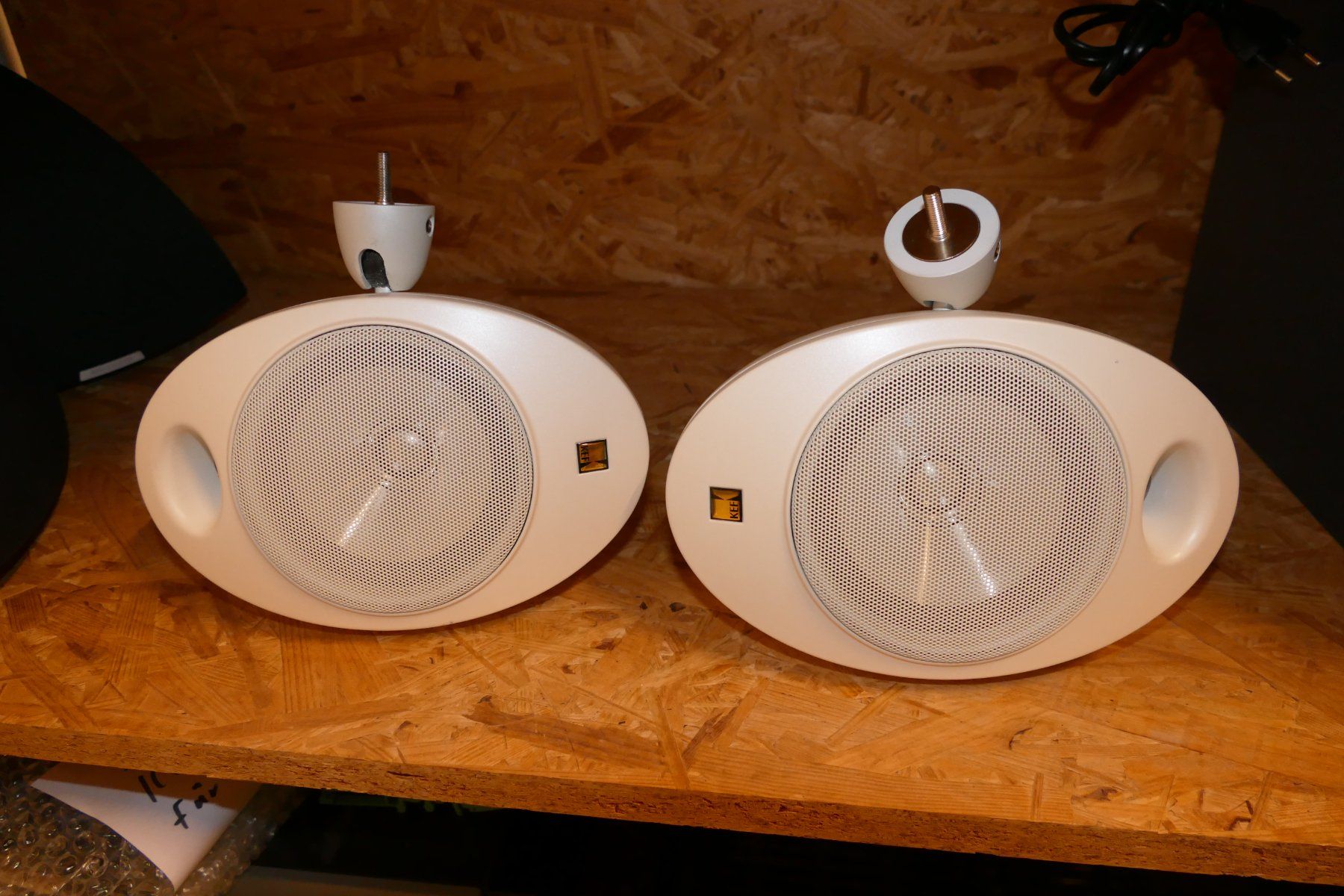 Kef Lautsprecher: KEF HTS2001 Lautsprecher – Gebraucht aus Zuzwil SG von visuella