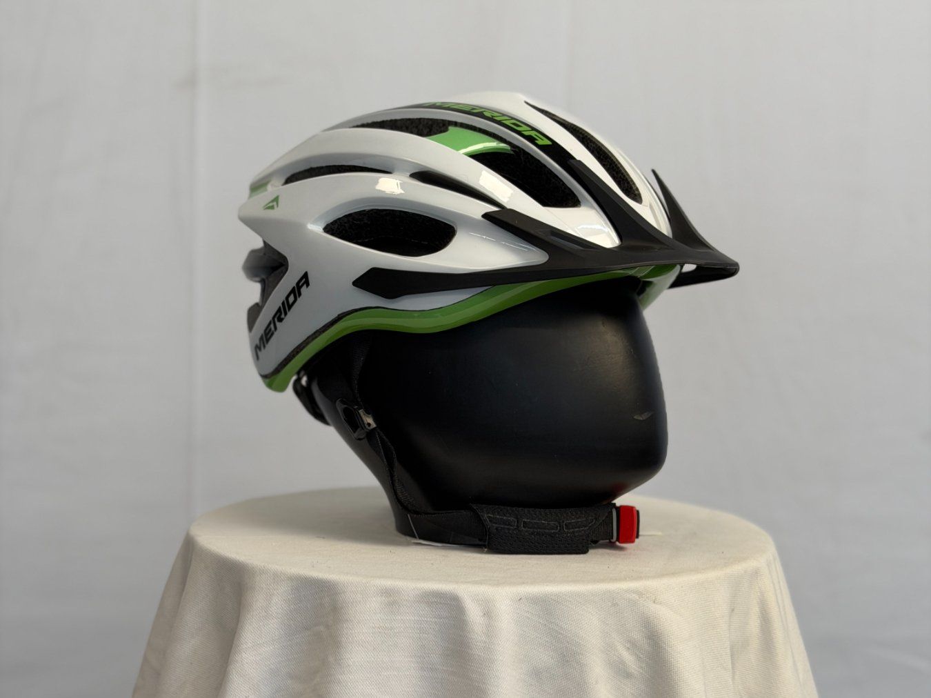 Caschi: Casque de vélo Merida (55 - 59 cm) – Nuovo (secondo la descrizione) da Ecuvillens venduto da PS_Cycles 1
