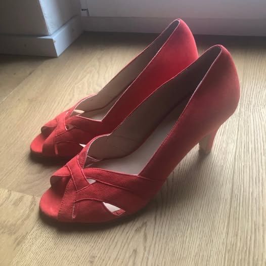 Scarpe da donna: Pumps rot vorne offen – Usato da Schinznach Dorf venduto da mysy 1