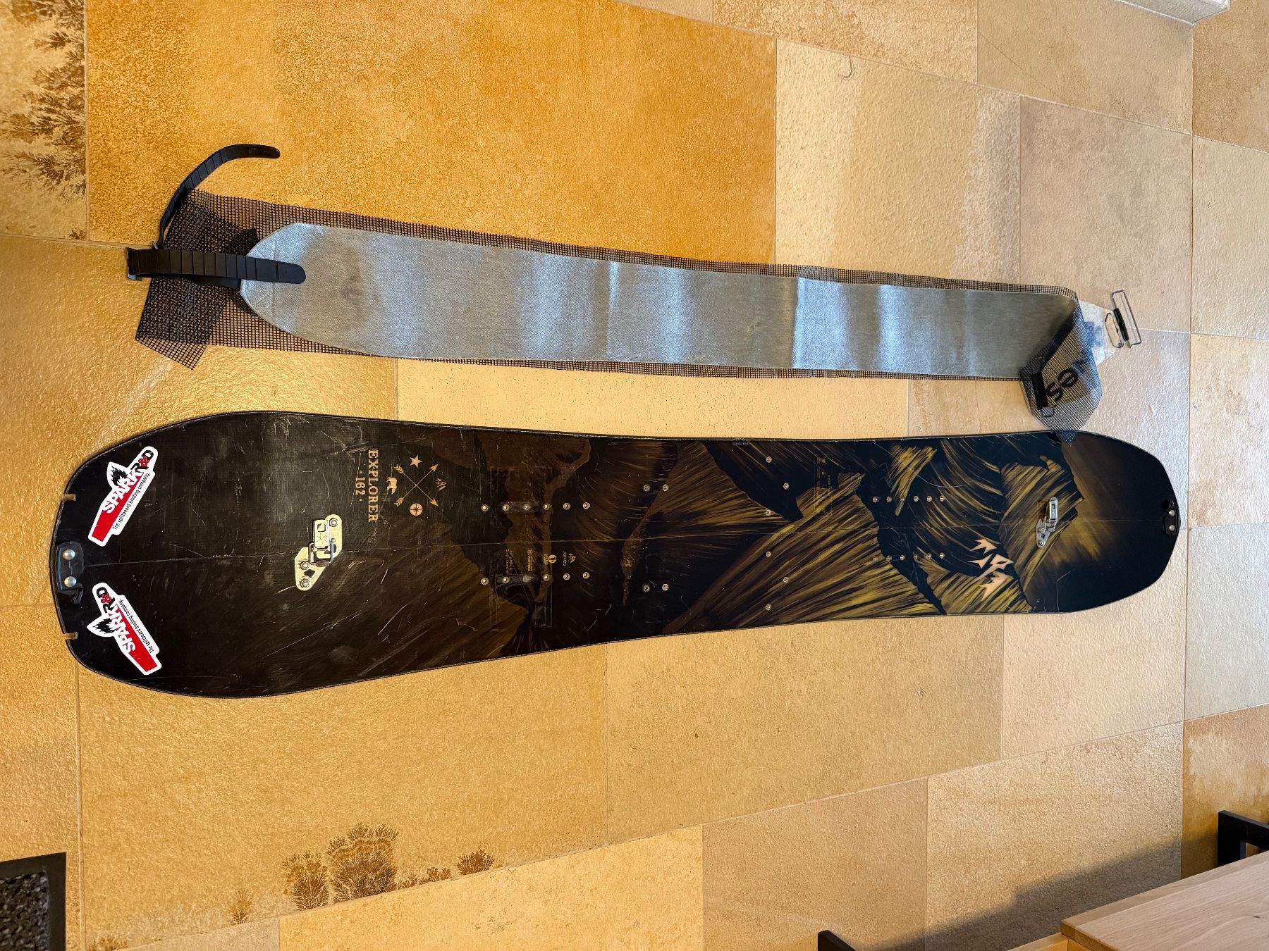 Jones Boards: Jones Explorer 162 split board + skins – D'occasion à Hauterive NE par jam_fkg6