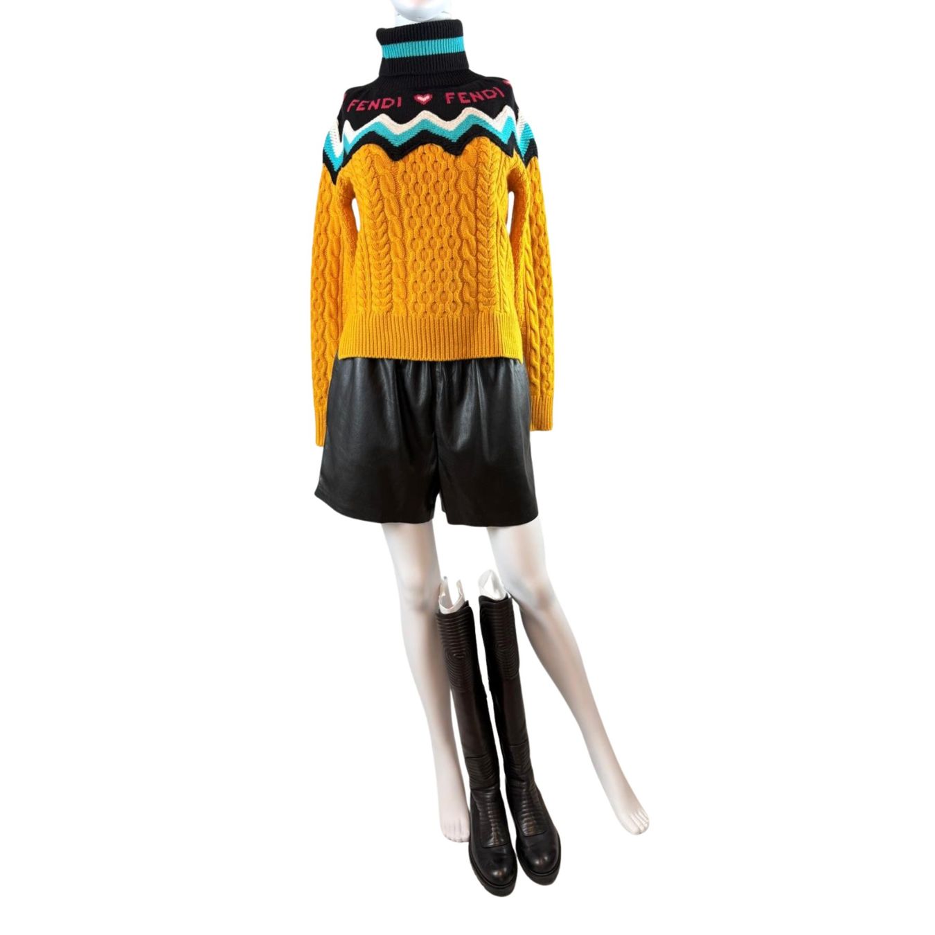 Fendi Pulls & Sweat-shirts: Fendi Rollkragenpullover, Wolle, Gr.IT 42 (EU 38) – Neuf (Voir description) à Oberarth par SSS. 2