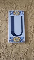 Lettera di ceramica smaltata "U"