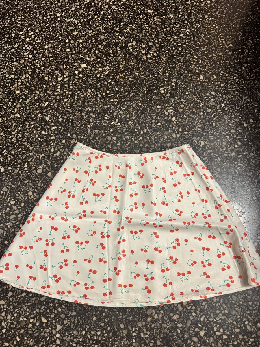 Zara Gonne: Zara mini skirt size small – Usato da Zürich venduto da gva_r9gs 2