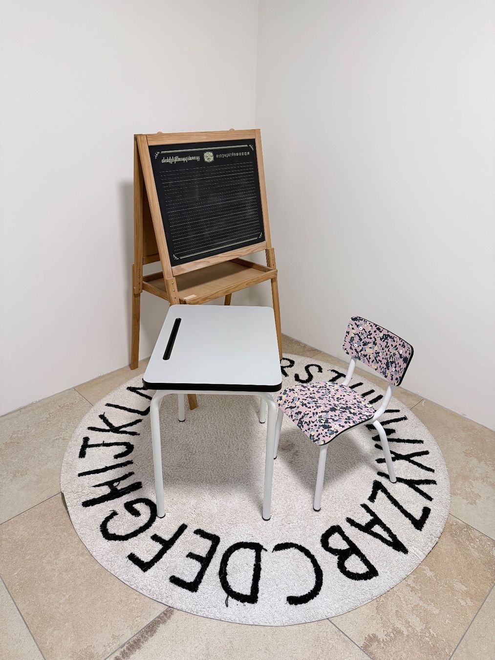 Bureaux: Buero Kinder – D'occasion à Riehen par VA-R-BS 1