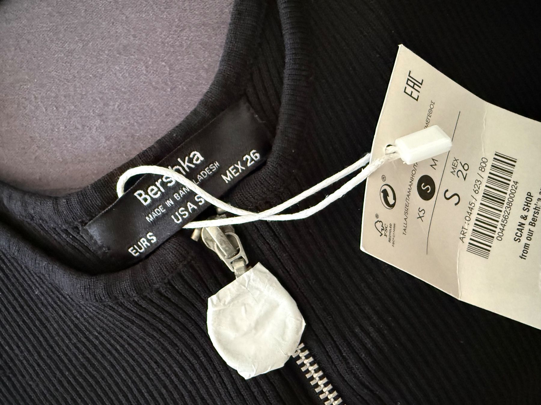 Bershka Vestiti: Vestito nero – Nuovo e nell'imballaggio originale da Losone venduto da AriCol1512 2