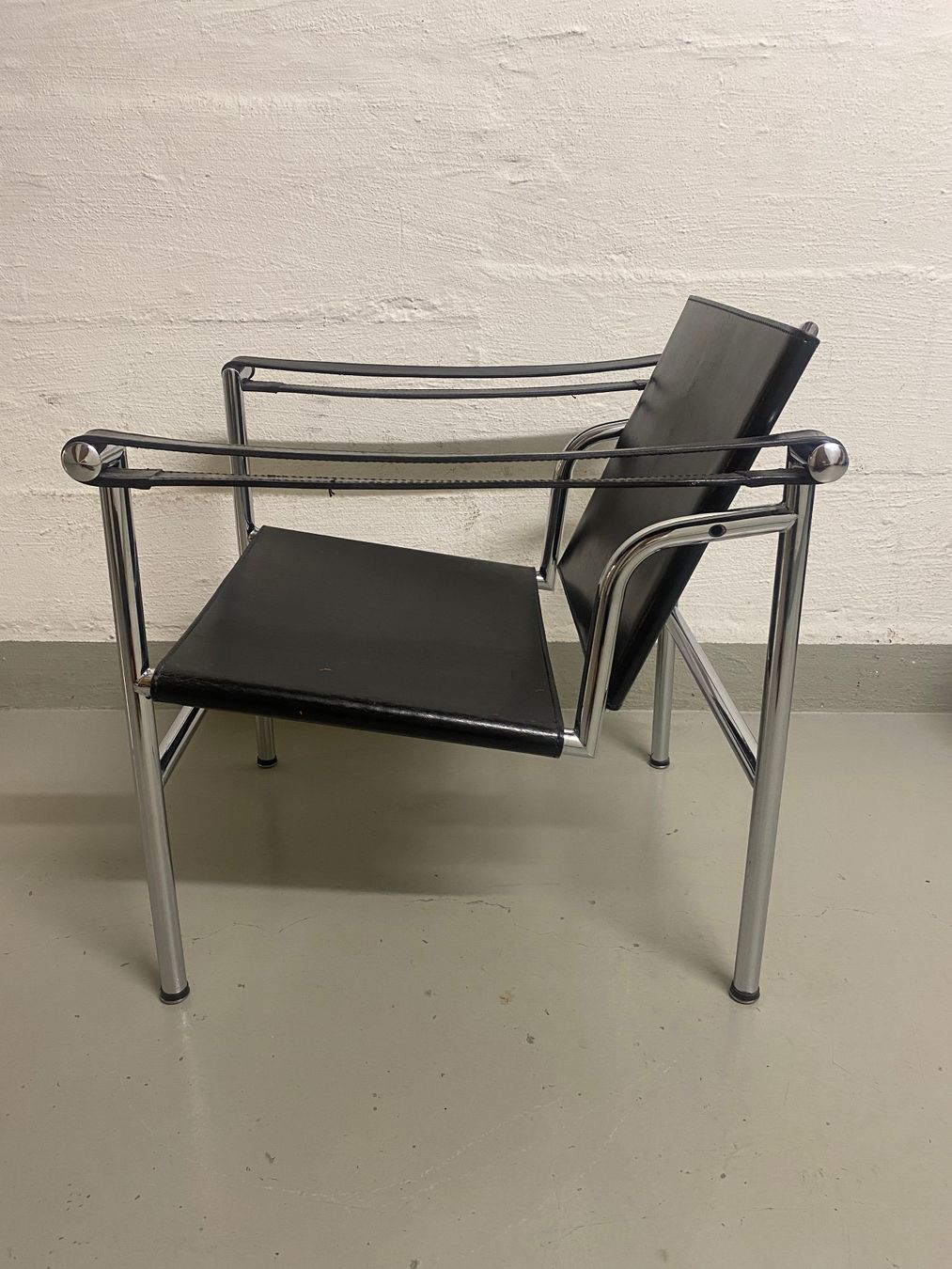 Le Corbusier Sessel: Le Corbusier, LC1 Replika – Gebraucht aus Zollikerberg von FAMA3 4