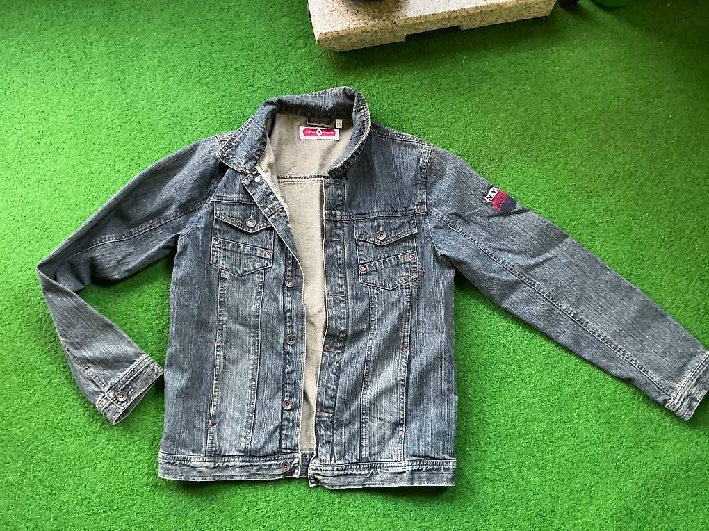 Jacken & Mäntel: Jeansjacke Grösse 164 – Gebraucht aus Oberwil BL von Nikki13