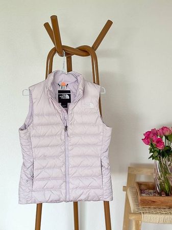 The North Face Daunenweste lila Gr. 36/S neuwertig