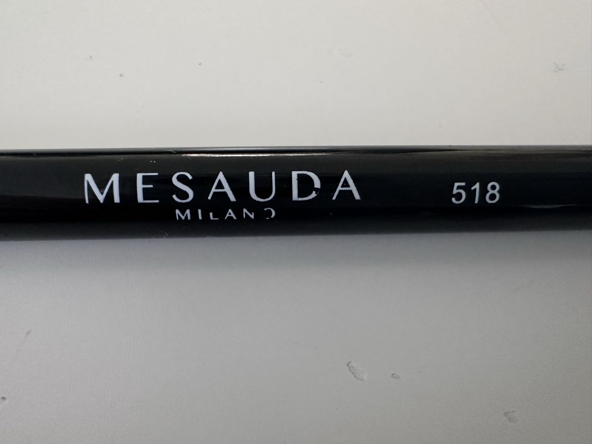 Make-up: Mesauda Milano Lip Brush 518 – Usato da Bülach venduto da ViktoriiaMatus 2