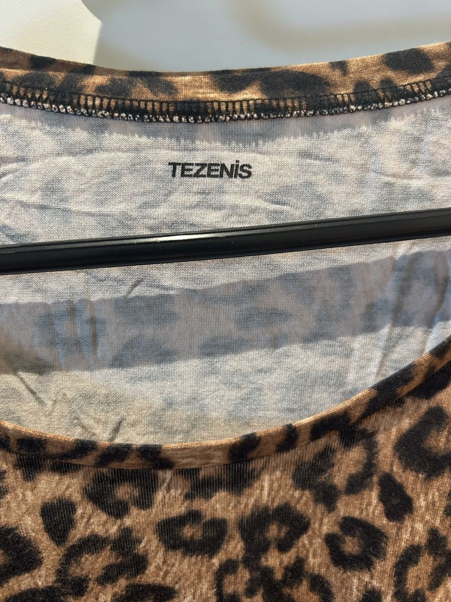 Tezenis Pullover & Sweatshirts: Langarmshirt Tezenis Leo-Muster Grösse S – Gebraucht aus Sursee von ramona0406 2