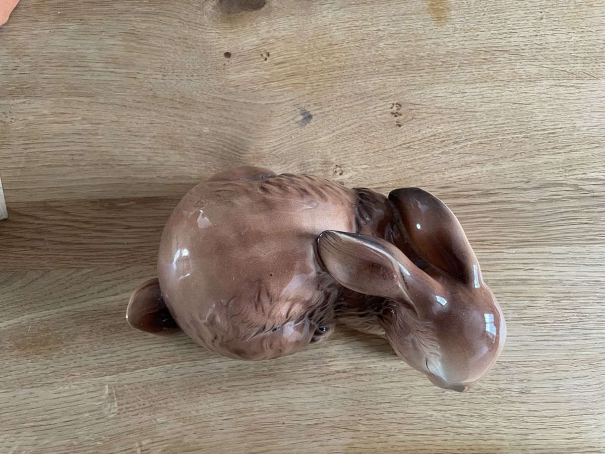 Statuette: Porzellanhase – Usato da Goldach venduto da matthiaseggenberger 3