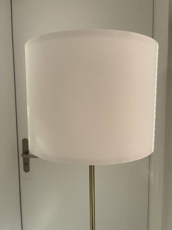 Lampade: Lampadaire IKEA RINGSTA/SKAFTET – Usato da Conthey venduto da carina.pereira 1