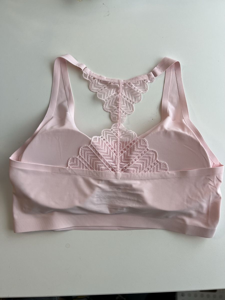 Tops: Padded Top mit hübschem Rücken – Neuf (Voir description) à Zürich par supertrulla 2