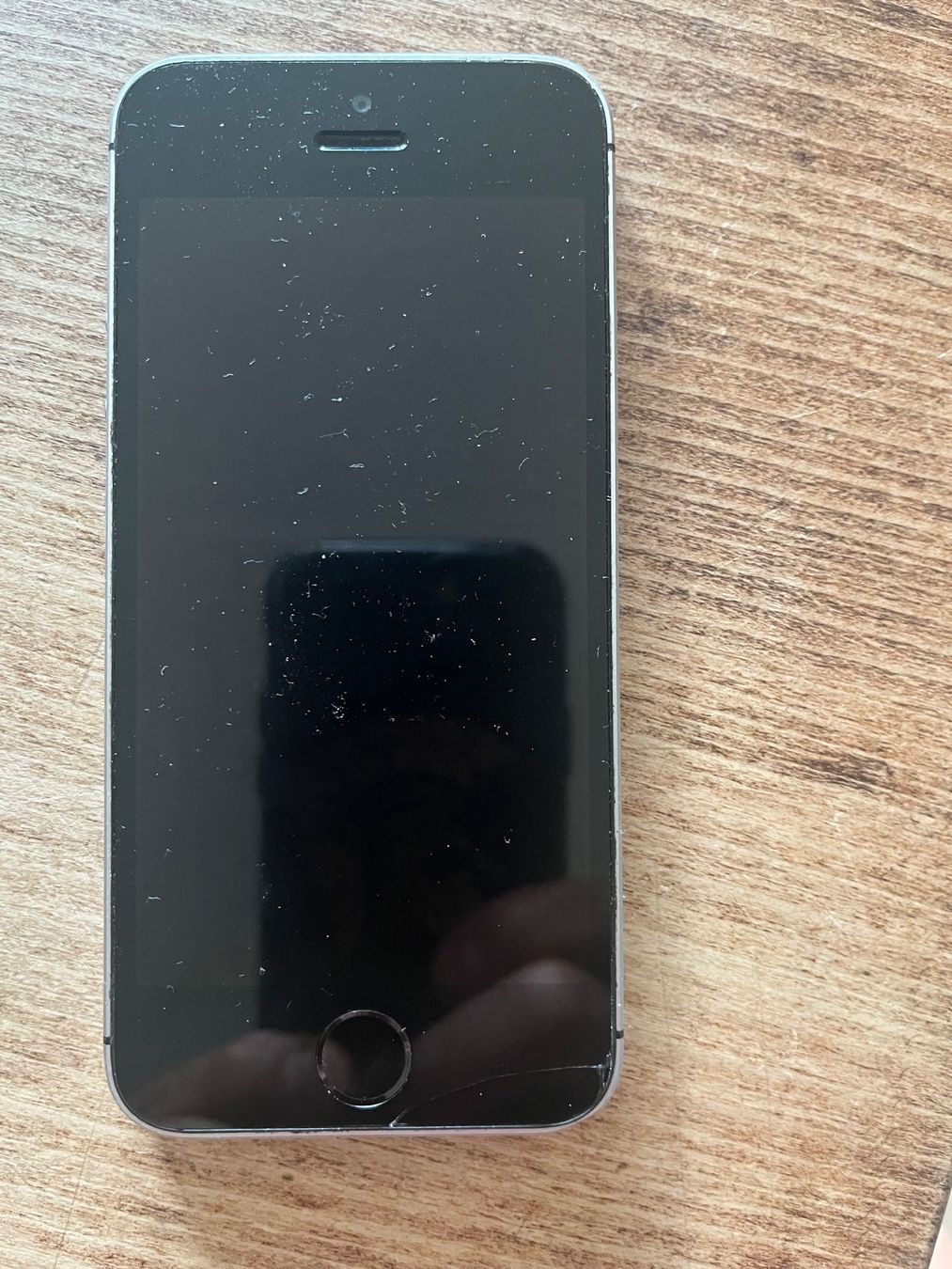 Apple Portables: iPhone SE 1. Generation 32 GB – D'occasion à Luzern par redstripebwoy 1