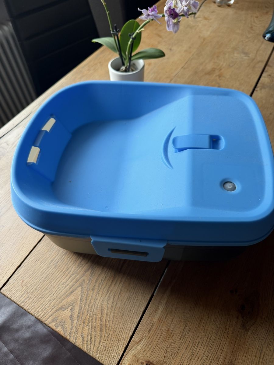 Ciotole: Hundewassernapf zu verkaufen – Nuovo (secondo la descrizione) da Recherswil venduto da luca_v