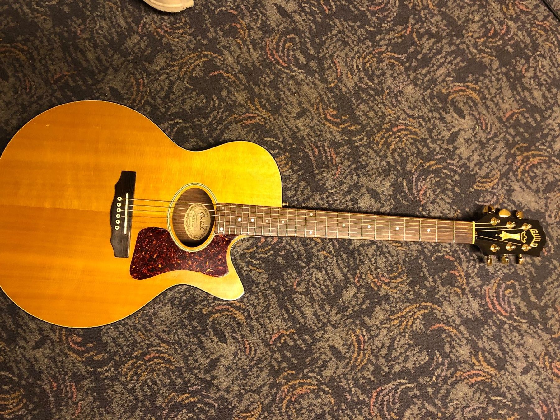 Strumenti musicali: Guild F 5 C E - NT – Usato da Bottmingen venduto da Stanko5