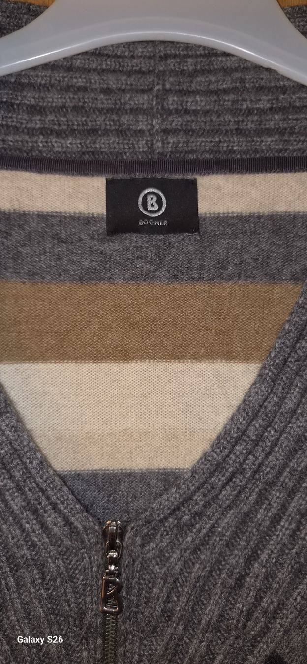 Bogner Pullover & Sweatshirts: Bogner 100% Kaschmir Pullover gestreift mit Reissverschluss  – Gebraucht aus Seuzach von mar_8tfs 1