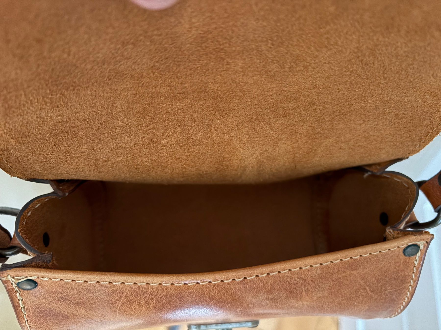 Borse da donna: Leder Umhänge - Tasche rund – Usato da St.Gallen venduto da Boergie 4