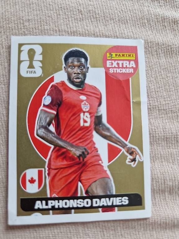 Panini Cartes à collectionner: Panini FIFA WM 2026 – Extra Sticker GOLD – Alphonso Davies – D'occasion à Rothrist par Dedaag