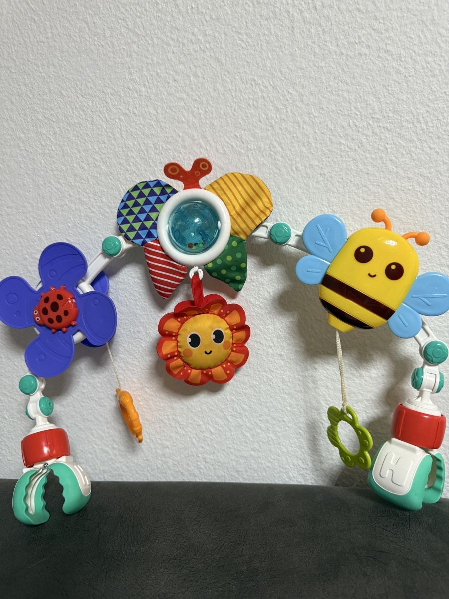 Jouets: Spielbogen Tiny Love mit Figuren und Greifling – D'occasion à Winterthur par fij_f65r