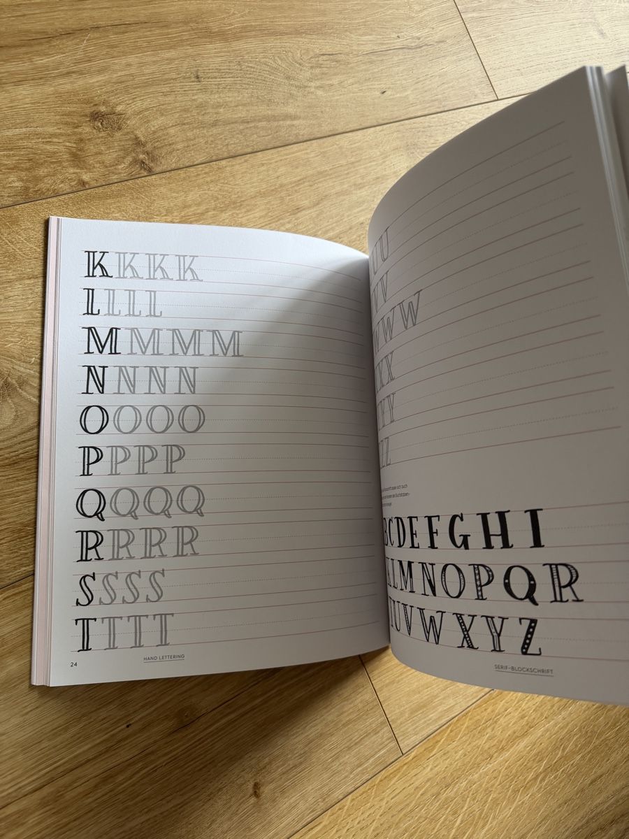 Libri: Handlettering Buch und Papier NEU – Nuovo e nell'imballaggio originale da Schübelbach venduto da Sambodscha 6