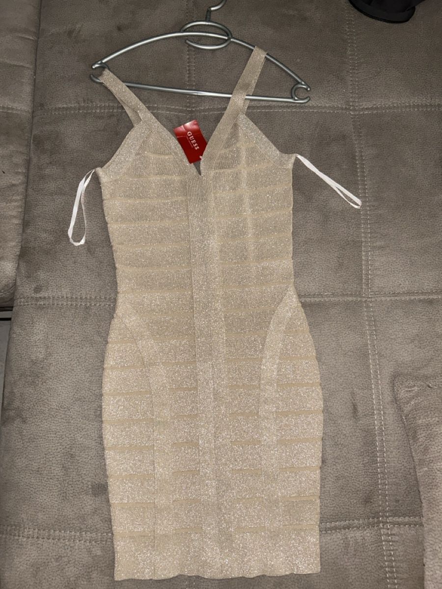 Guess Robes: Cocktailkleid Guess S – Neuf avec emballage d'origine à Bettlach par IvanaDuronjic