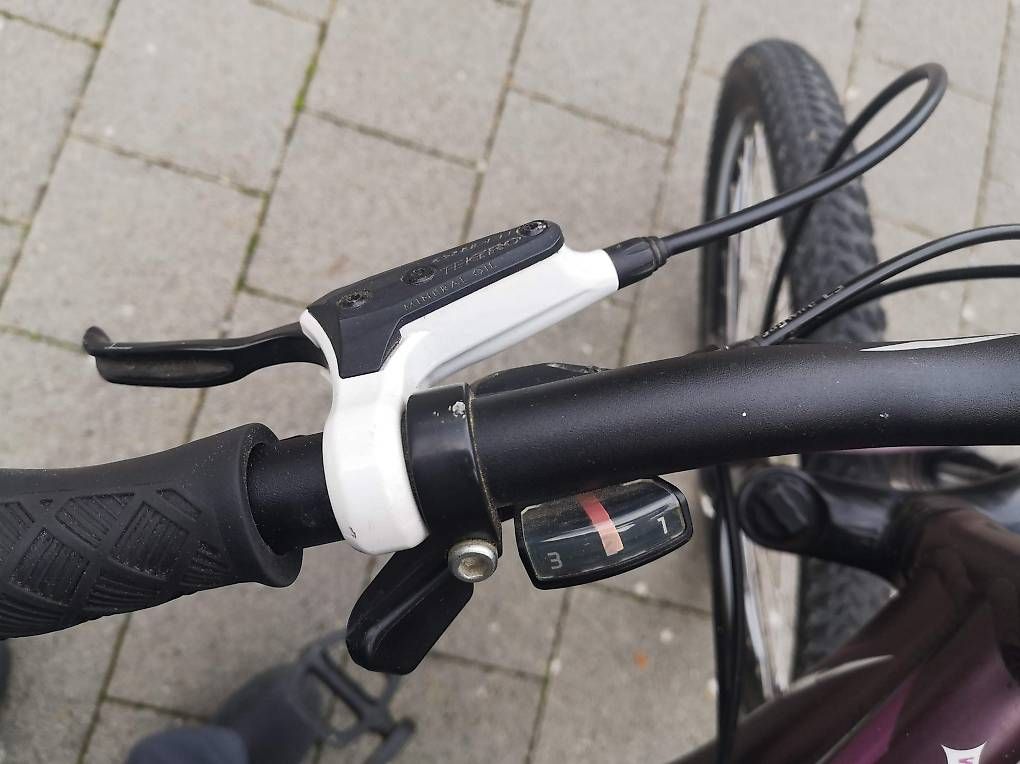 Vélos: Mountainbike Specialized – D'occasion à Tentlingen par  1