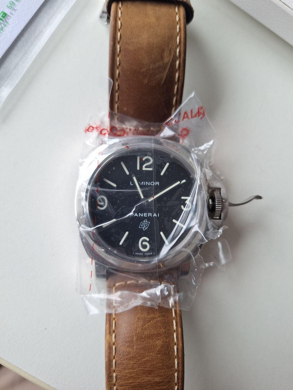 Panerai Orologi: Panerai Luminor Base Logo with box & maintenance up-to-date – Usato da Neuchâtel venduto da ger_h9s8 4