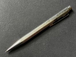 Caran d’Ache Ecridor Minenhalter - Chevron, versilbert KNUPP