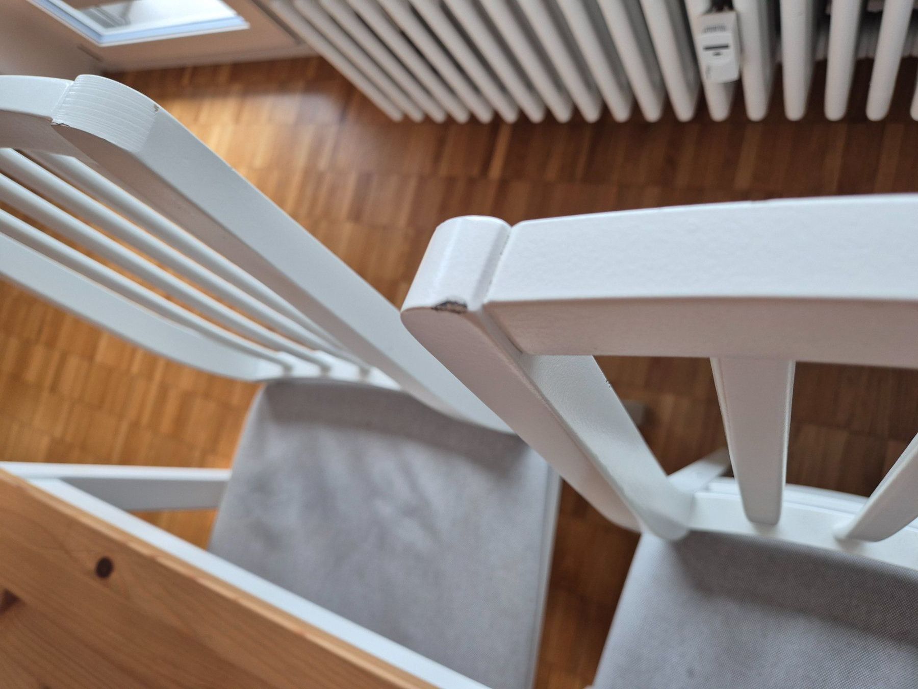 Ikea Tavoli: Ikea Tisch mit 4 Stühlen – Usato da Bern venduto da oct_w7yj 3