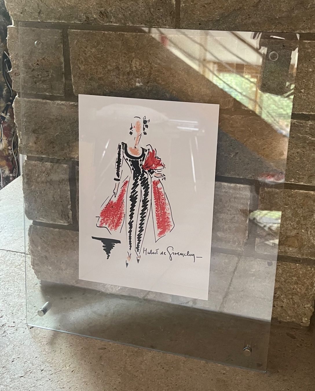 Tableaux: 2 croquis de  Givenchy – D'occasion à Lugnorre par jul_lnh6