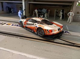 Ford GT Race Car Carrera Digital 132