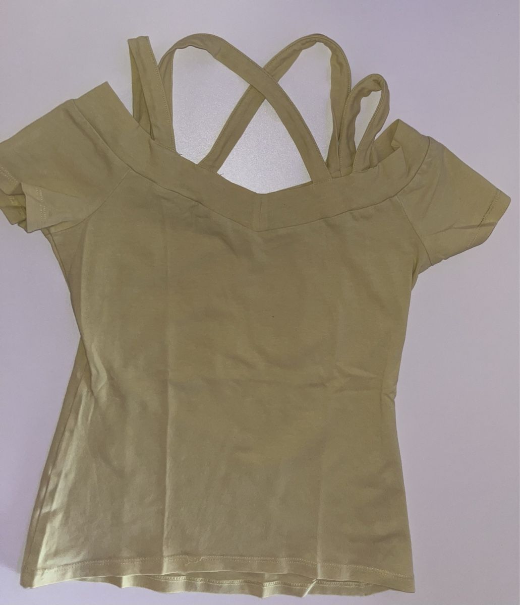 T-shirt: Sommer T-shirt – Nuovo (secondo la descrizione) da Obersaxen venduto da TaCaSales