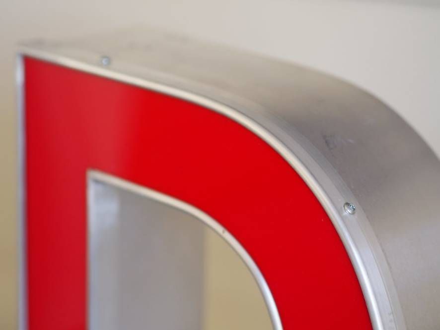 Tutte le decorazioni: Leuchtbuchstaben D und L (bzw. L + D) – Usato da Bern venduto da DJLeo 4