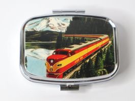 Metall Pillendose Streamline Train Santa Fe Zug neu