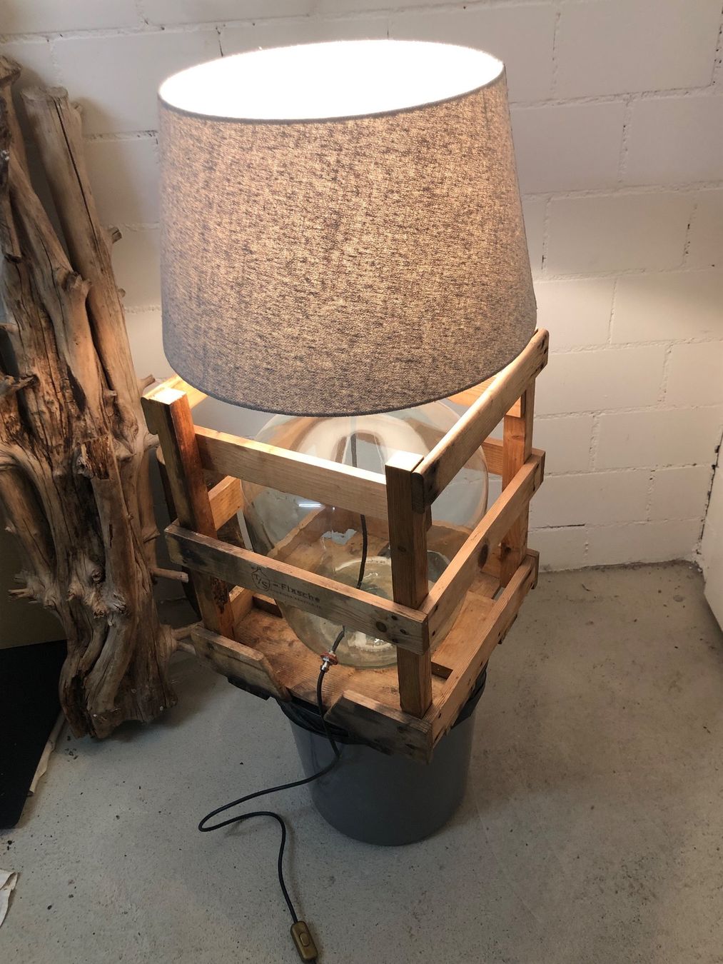 Manufactum Lampade: Flaschen-Lampe Upcycling – Usato da Oberwil BL venduto da scorpio70 2