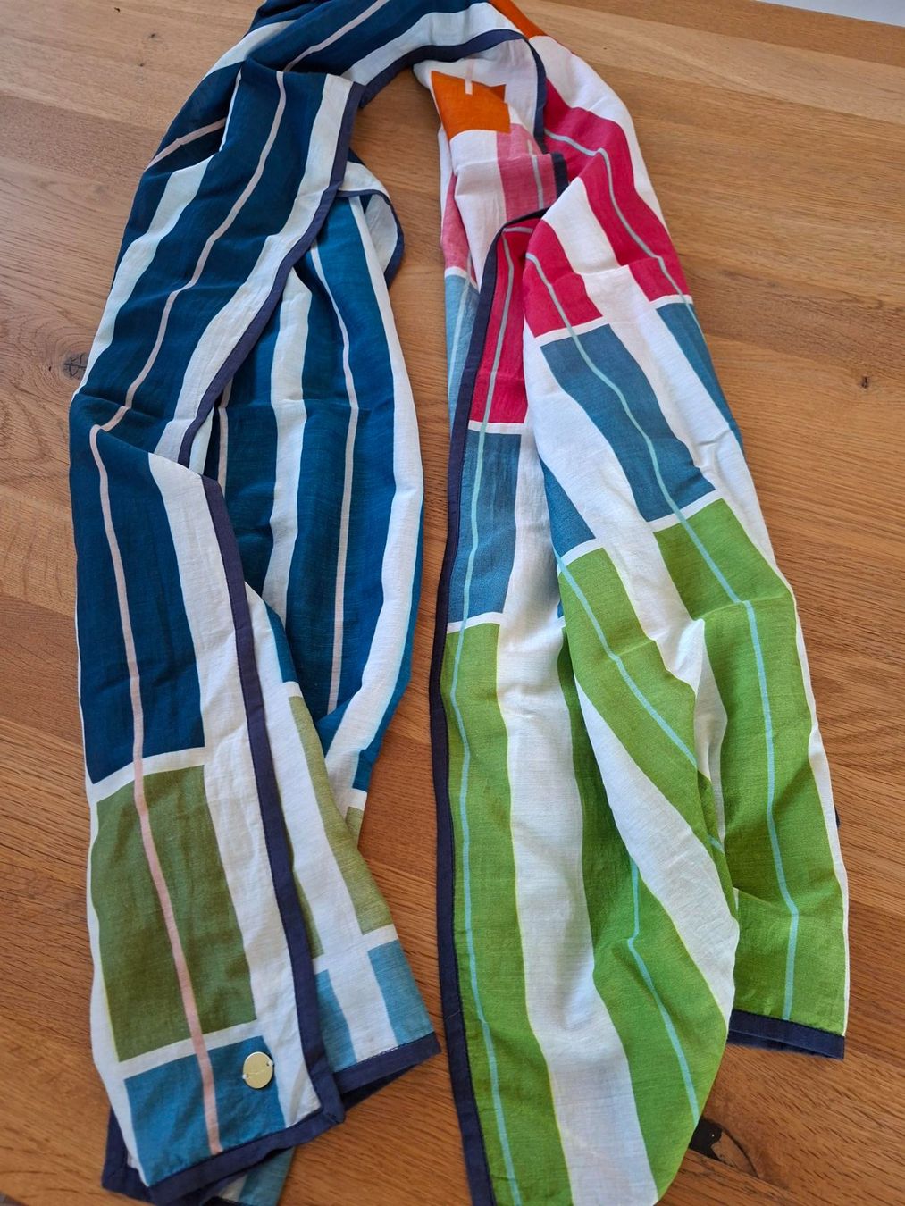 Foulards, Tücher & Schals: Schal von Shalls Barcelona, Baumwolle und Seide – Neu (gemäss Beschreibung) aus Aegerten von Ronneby 2