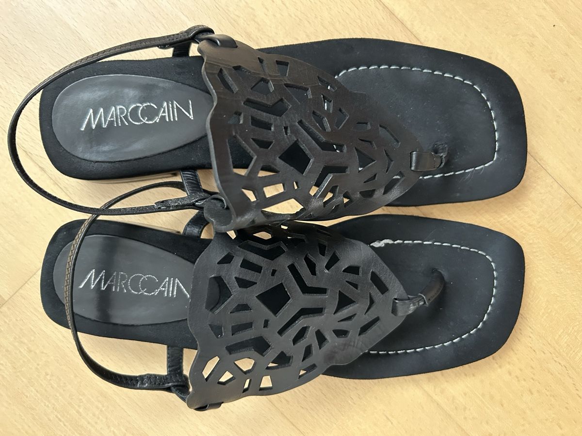 Marc Cain Scarpe da donna: Sandale Flip-Flop schwarz Marc Cain Gr. 39 – Usato da Reinach BL venduto da meinstil