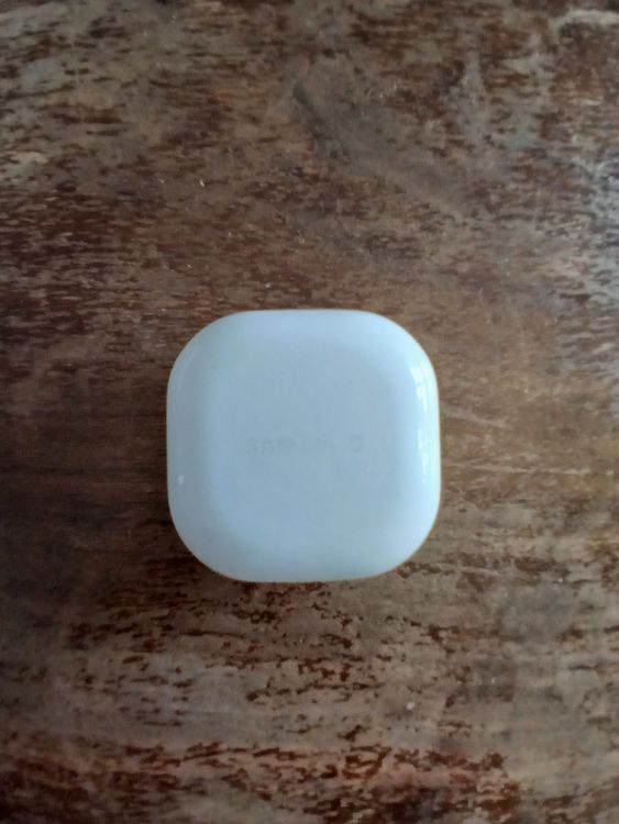 Samsung Kopfhörer: Samsung Galaxy Buds FE Case  – Gebraucht aus gockhausen von weblu 1