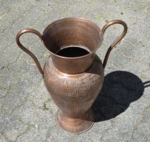 Vintage Hammered Copper Vase - Stunning Decorative Piece