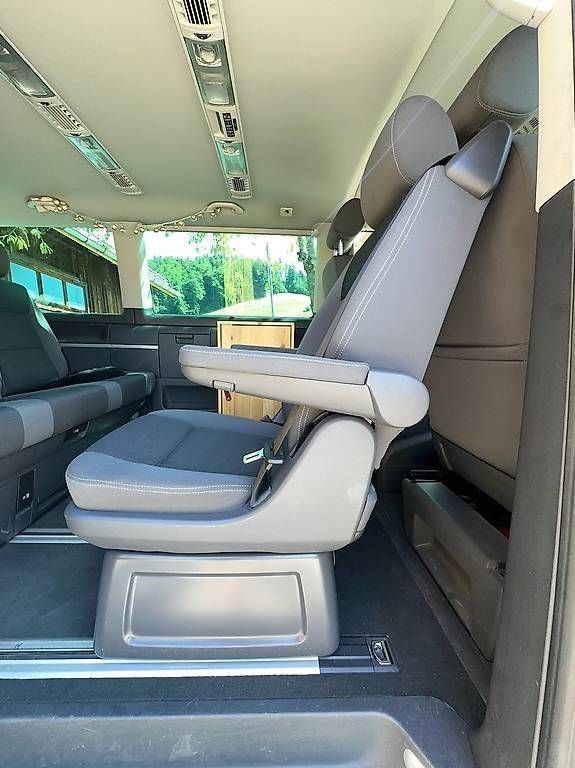 VW Alle Autoersatzteile: Original VW T5 Einzelsitz mit Drehfunktion und Isofix – Gebraucht aus Dicken von leonie_11 4
