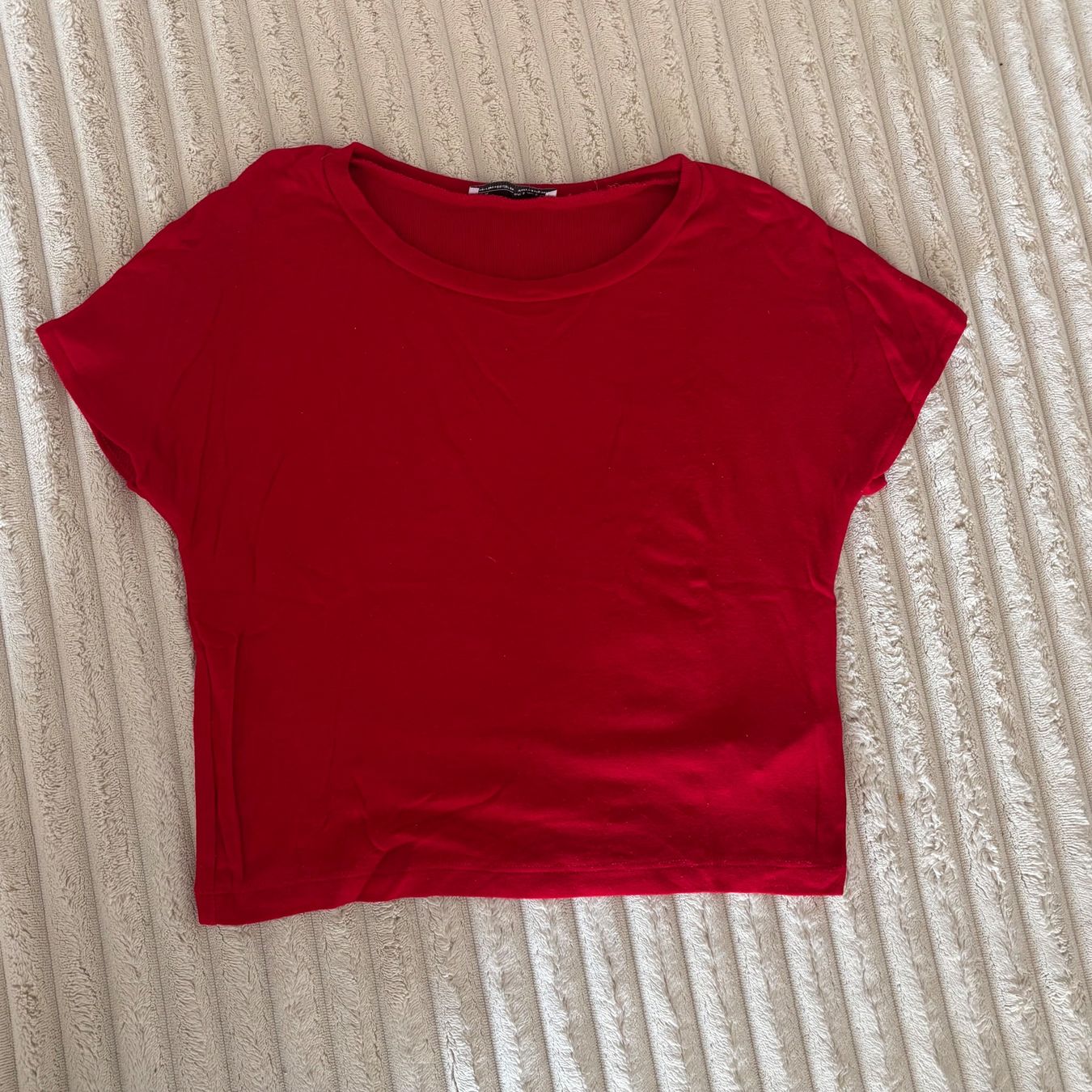 Zara Tops: RED ZARA BASIC CROP TOP – D'occasion à Zürich par monya99
