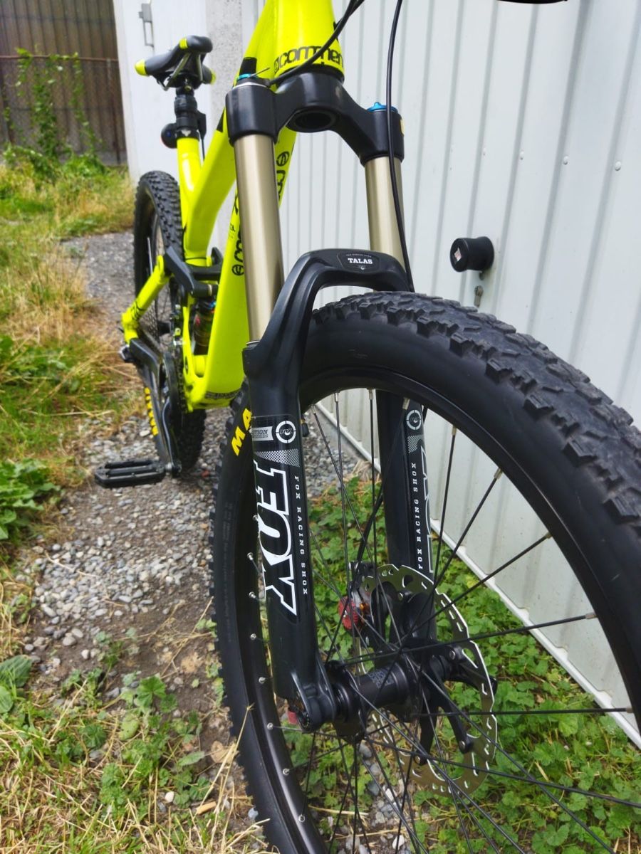 Commencal Biciclette: Commencal Meta SX Rahmengrösse L Fox Talas Gabel – Usato da Zürich venduto da RoemuRedh 3